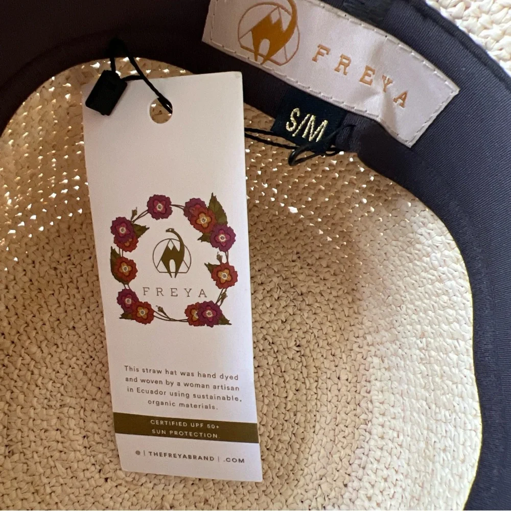 FREYA S/M Women's Packable Scallop Crochet Bucket Natural Hat $242 - Picture 10 of 12